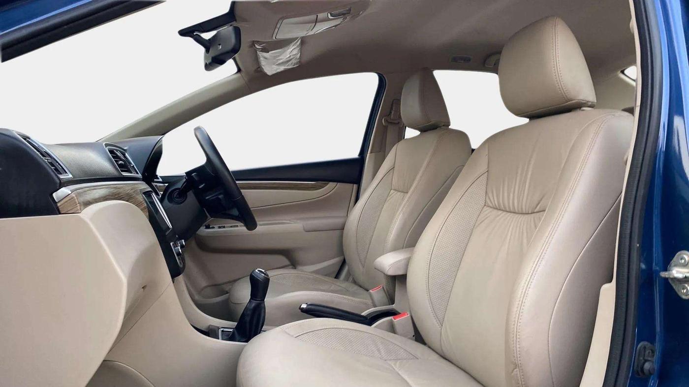 2021 Maruti Ciaz ALPHA 1.5 SHVS PETROL, Petrol, Manual, 44,863 km, Right Side Front Door Cabin
