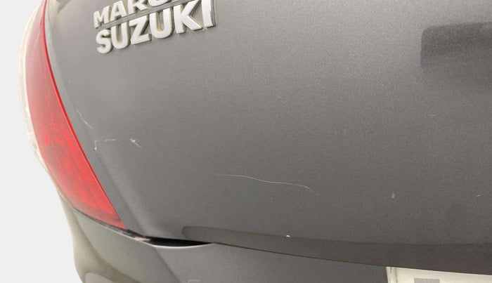 2015 Maruti Swift LXI (O), Petrol, Manual, 52,977 km, Dicky (Boot door) - Minor scratches
