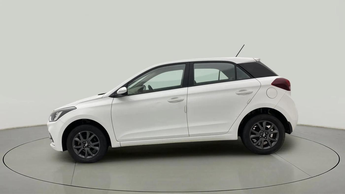 2020 Hyundai Elite i20 SPORTZ PLUS 1.2, Petrol, Manual, 42,093 km, Left Side