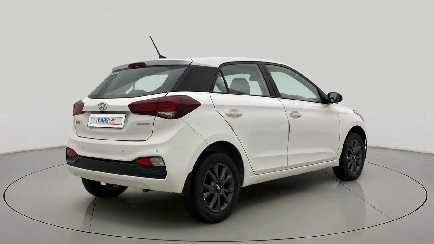2020 Hyundai Elite i20 SPORTZ PLUS 1.2, Petrol, Manual, 42,093 km, Right Back Diagonal