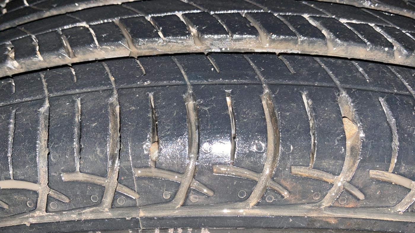 2019 Maruti Baleno DELTA PETROL 1.2, Petrol, Manual, 31,705 km, Left Front Tyre Tread