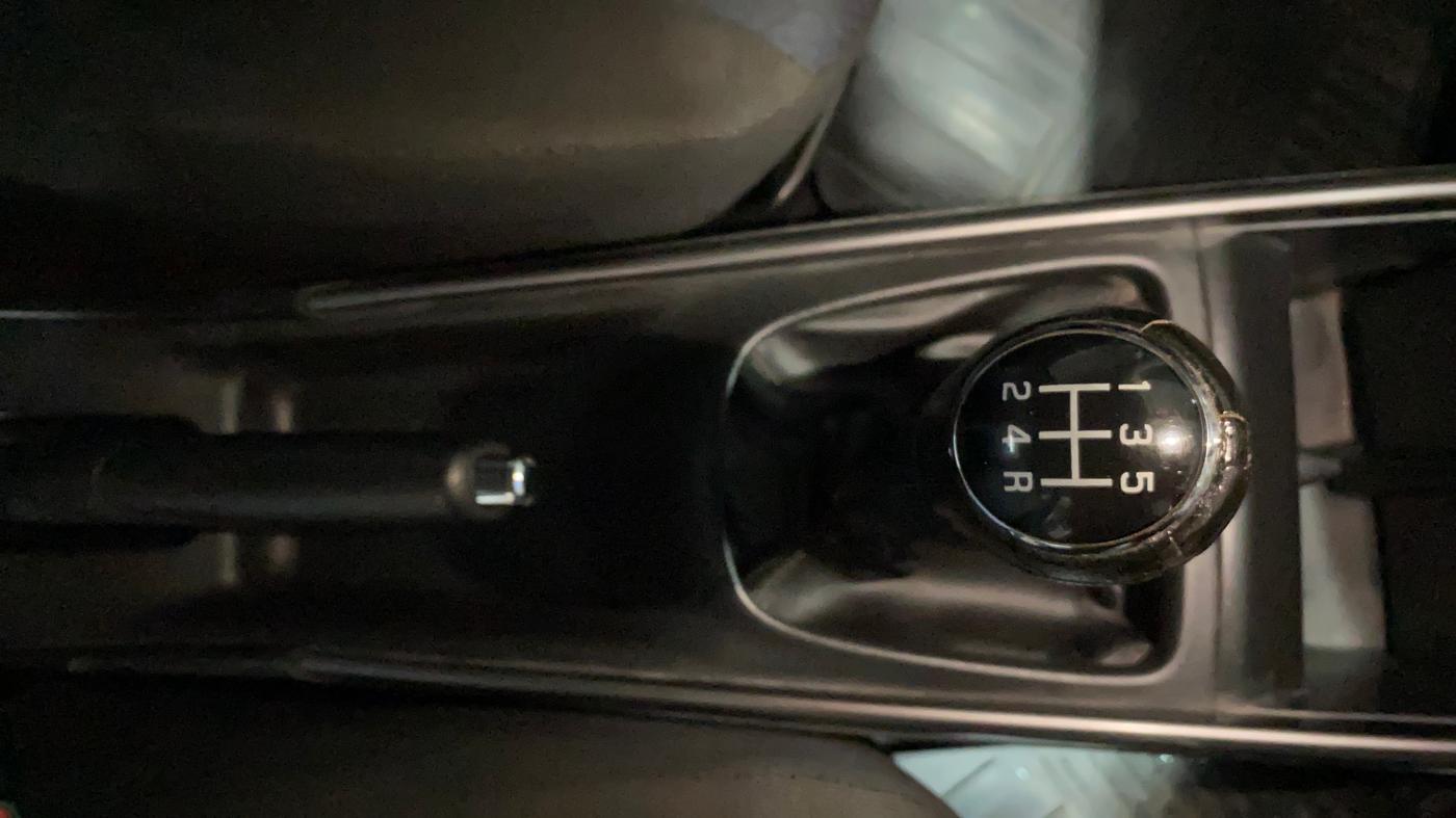 2019 Maruti Baleno DELTA PETROL 1.2, Petrol, Manual, 31,705 km, Gear Lever