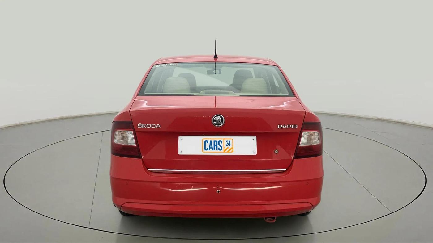 2017 Skoda Rapid AMBITION 1.6 MPI MT, Petrol, Manual, 50,462 km, Back/Rear