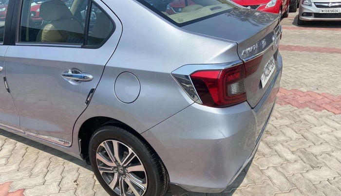 2023 Honda Amaze 1.2L I-VTEC VX CVT, Petrol, Automatic, 26,879 km, Left quarter panel - Minor scratches