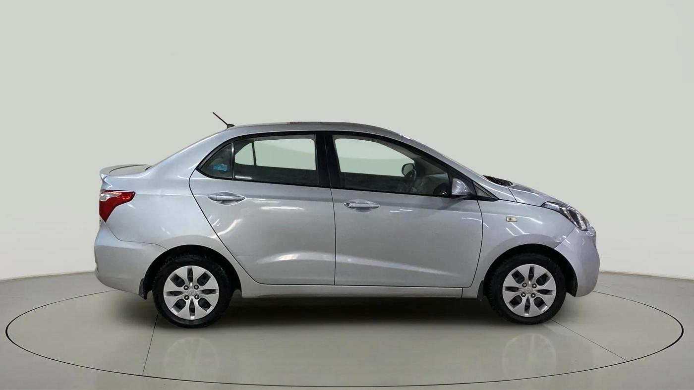 2019 Hyundai Xcent S 1.2, Petrol, Manual, 39,503 km, Right Side View