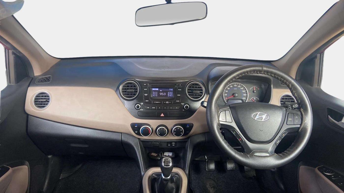 2016 Hyundai Grand i10 ASTA 1.2 KAPPA VTVT, Petrol, Manual, 47,431 km, Dashboard