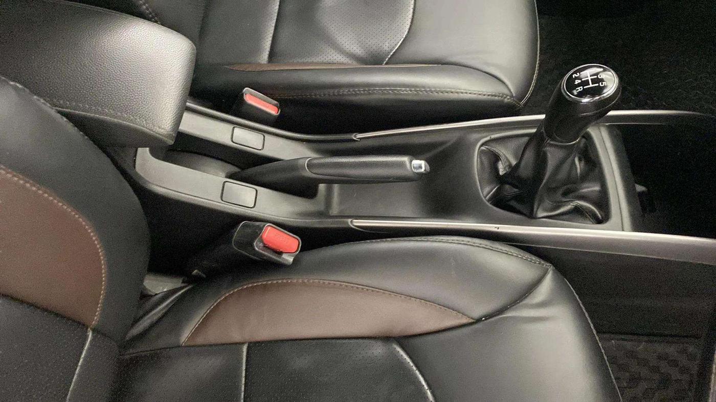 2020 Toyota Glanza G, Petrol, Manual, 69,321 km, Gear Lever