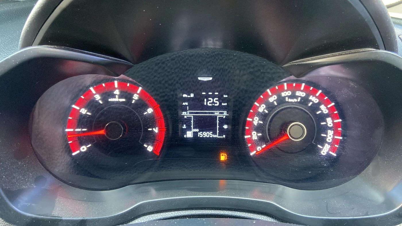 2023 Mahindra XUV300 W6 1.2 PETROL, Petrol, Manual, 16,059 km, Odometer Image
