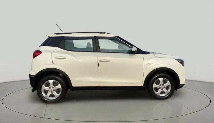 2023 Mahindra XUV300 W6 1.2 PETROL, Petrol, Manual, 15,882 km, Right Side View