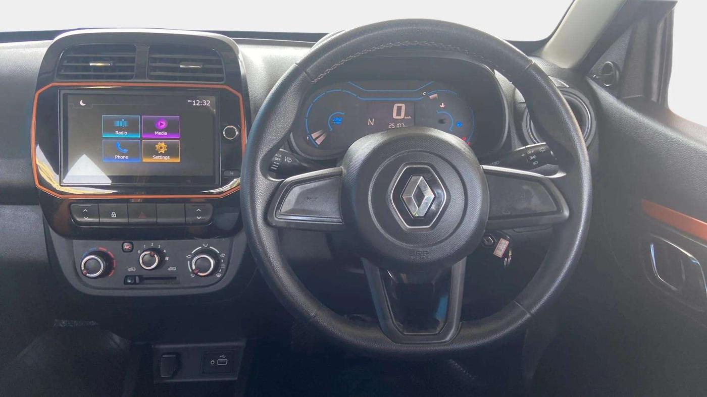 2020 Renault Kwid CLIMBER 1.0 AMT (O), Petrol, Automatic, 25,115 km, Steering Wheel Close Up