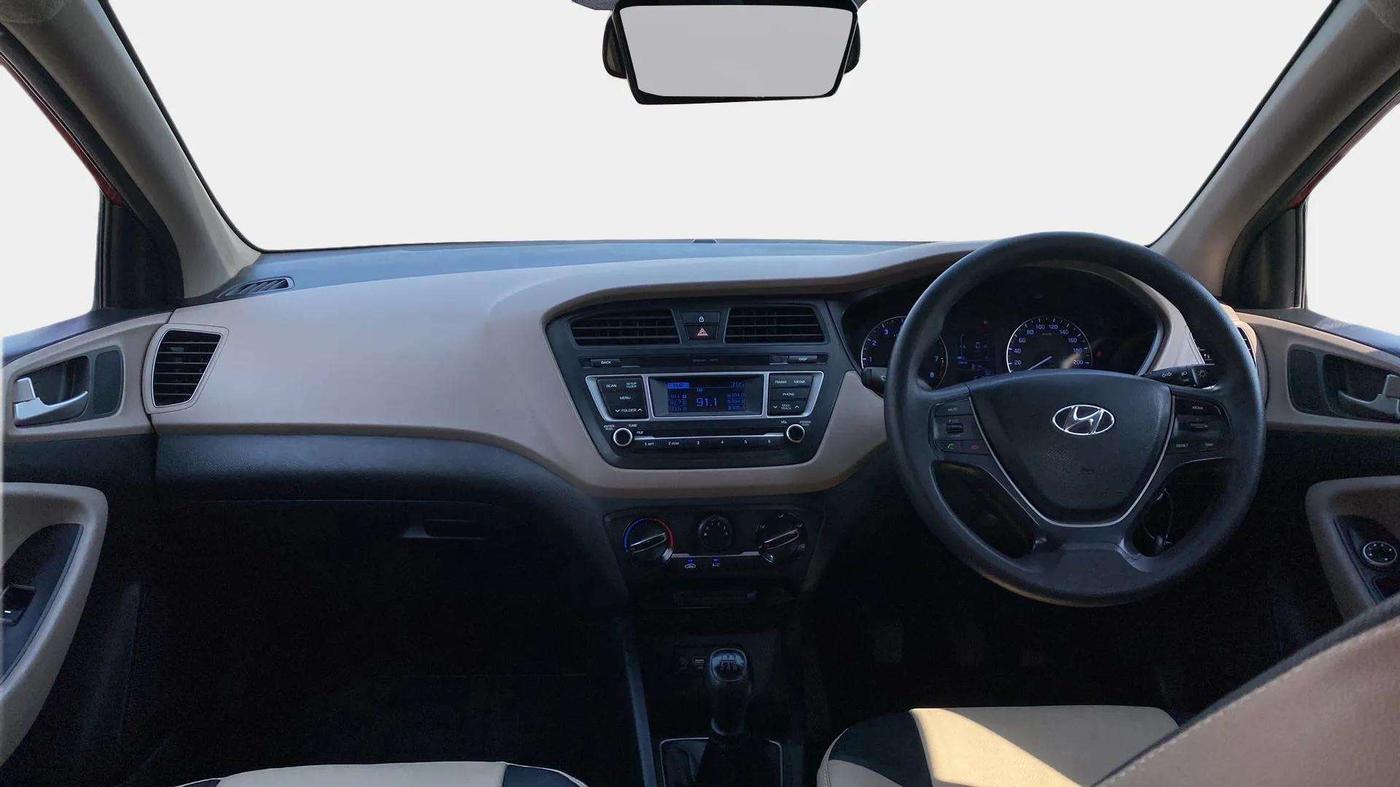 2015 Hyundai Elite i20 MAGNA 1.2, Petrol, Manual, 61,326 km, Dashboard