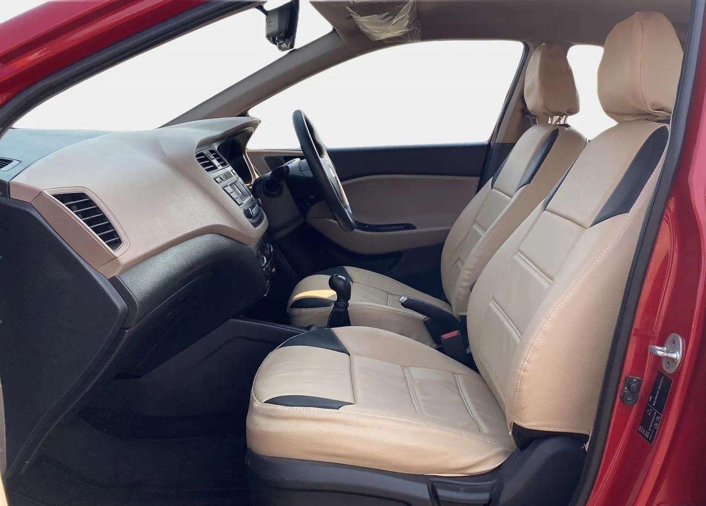 2015 Hyundai Elite i20 MAGNA 1.2, Petrol, Manual, 61,326 km, Right Side Front Door Cabin