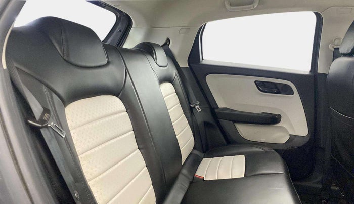 2023 Tata ALTROZ XM PLUS PETROL, Petrol, Manual, 7,226 km, Right Side Rear Door Cabin