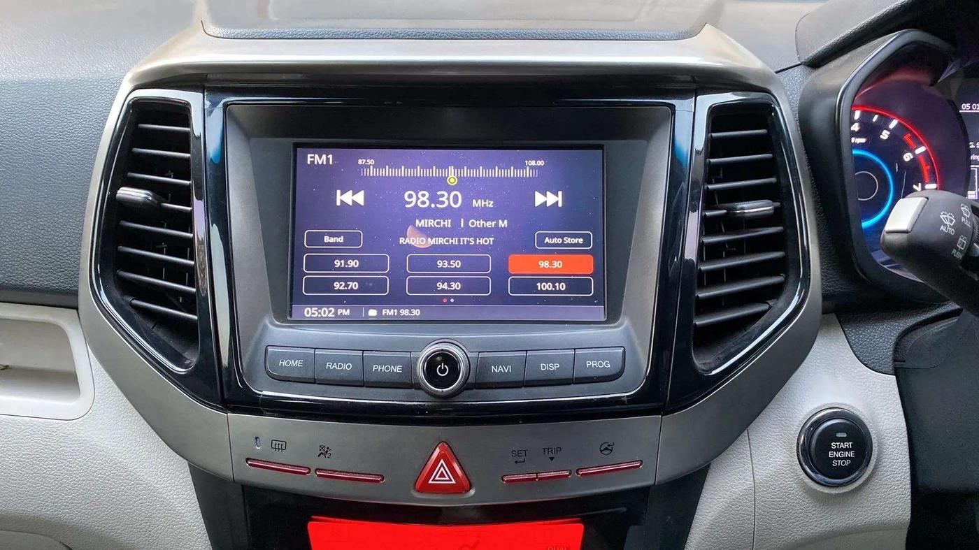 2021 Mahindra XUV300 W8 1.2 PETROL, Petrol, Manual, 21,540 km, Air Conditioner