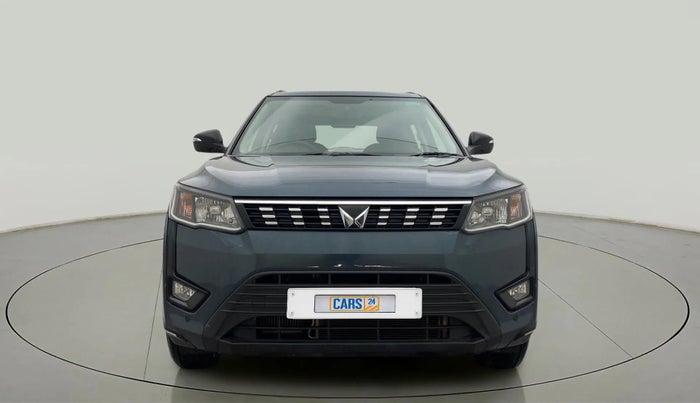 2024 Mahindra XUV300 W6 1.2 PETROL AMT, Petrol, Automatic, 21,584 km, Front