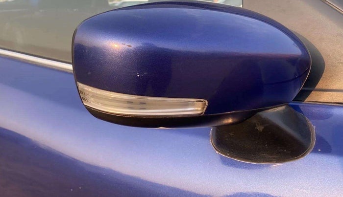 2016 Maruti Baleno DELTA PETROL 1.2, Petrol, Manual, 68,182 km, Right rear-view mirror - ORVM switch has minor damage