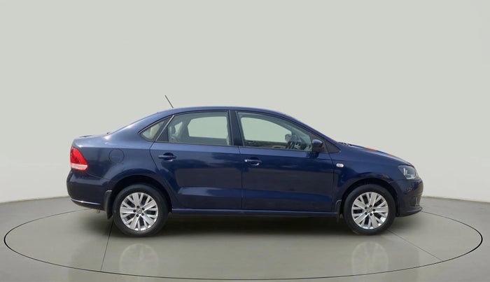 2015 Volkswagen Vento HIGHLINE 1.6 MPI, Petrol, Manual, 60,684 km, Right Side View