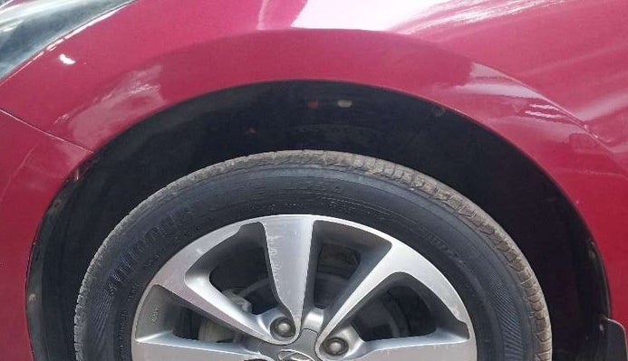 2015 Hyundai Elite i20 ASTA 1.2, Petrol, Manual, 14,016 km, Left front tyre - Minor crack