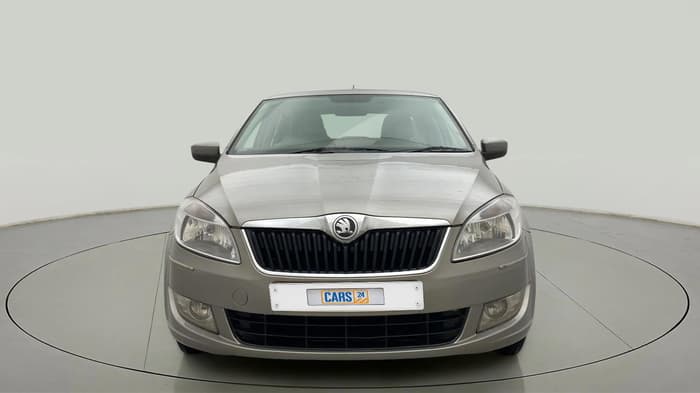2013 Skoda Rapid AMBITION 1.6 MPI MT PLUS, Petrol, Manual, 81,711 km, Front