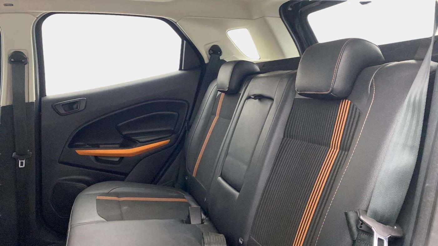 2020 Ford Ecosport TITANIUM 1.5L SPORTS(SUNROOF) DIESEL, Diesel, Manual, 42,071 km, Right Side Rear Door Cabin