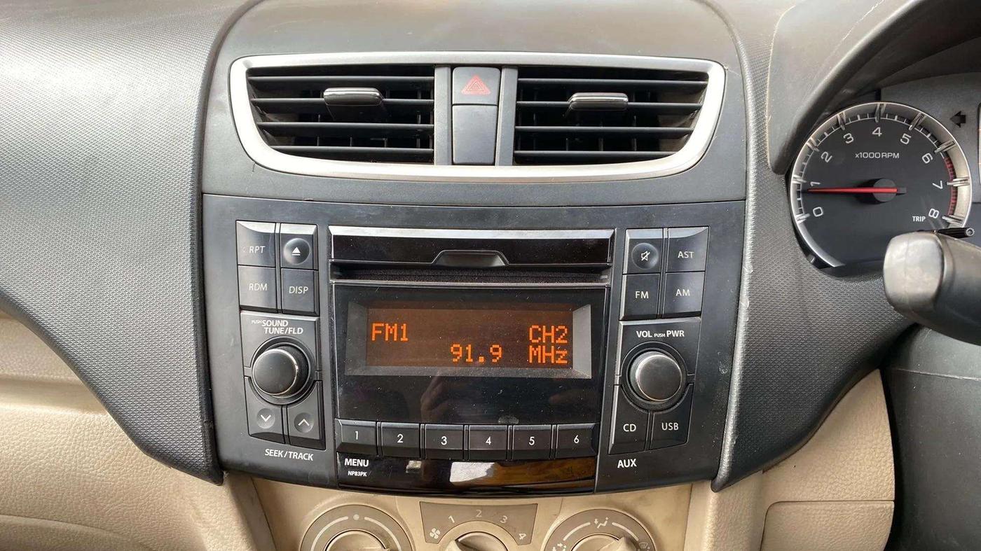 2016 Maruti Swift Dzire VXI, Petrol, Manual, 33,013 km, Air Conditioner