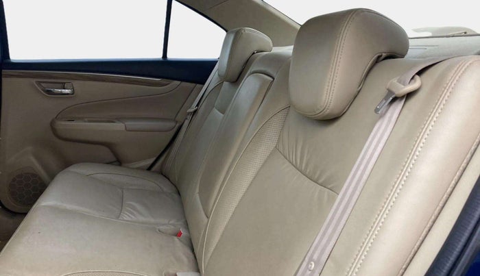 2020 Maruti Ciaz ALPHA 1.5 SHVS PETROL, Petrol, Manual, 75,536 km, Right Side Rear Door Cabin