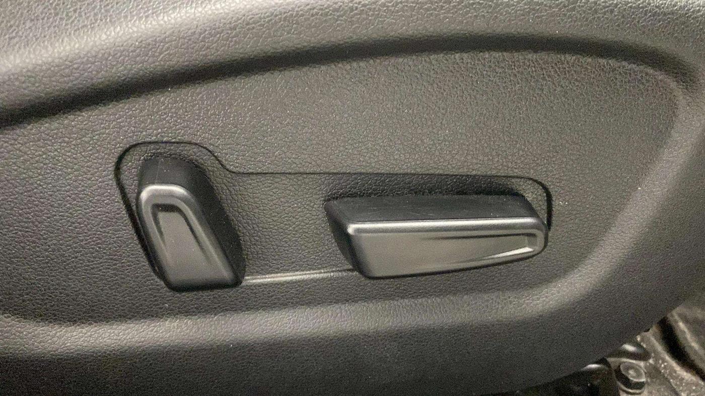 2021 Hyundai Creta SX (O) 1.4 TURBO DCT, Petrol, Automatic, 57,208 km, Driver Side Adjustment Panel