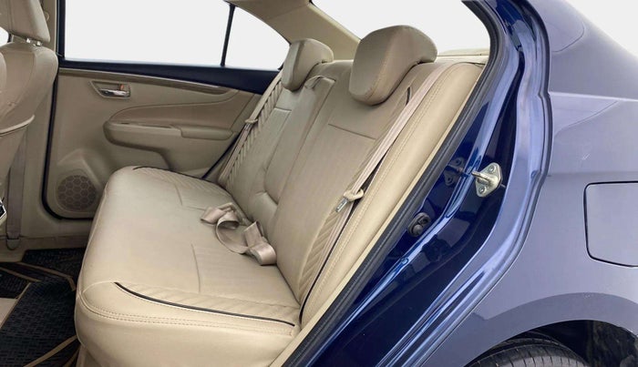 2022 Maruti Ciaz ZETA 1.5 SHVS MT PETROL, Petrol, Manual, 16,471 km, Right Side Rear Door Cabin