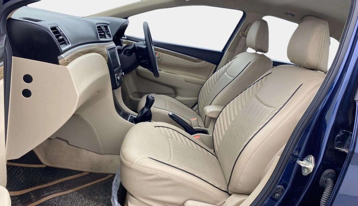 2022 Maruti Ciaz ZETA 1.5 SHVS MT PETROL, Petrol, Manual, 16,471 km, Right Side Front Door Cabin