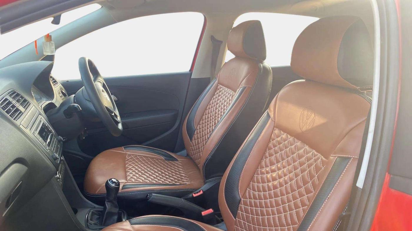 2022 Volkswagen Polo COMFORTLINE 1.0L TSI, Petrol, Manual, 27,838 km, Right Side Front Door Cabin