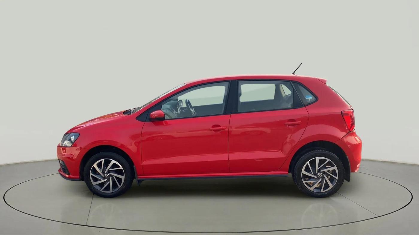 2022 Volkswagen Polo COMFORTLINE 1.0L TSI, Petrol, Manual, 27,838 km, Left Side