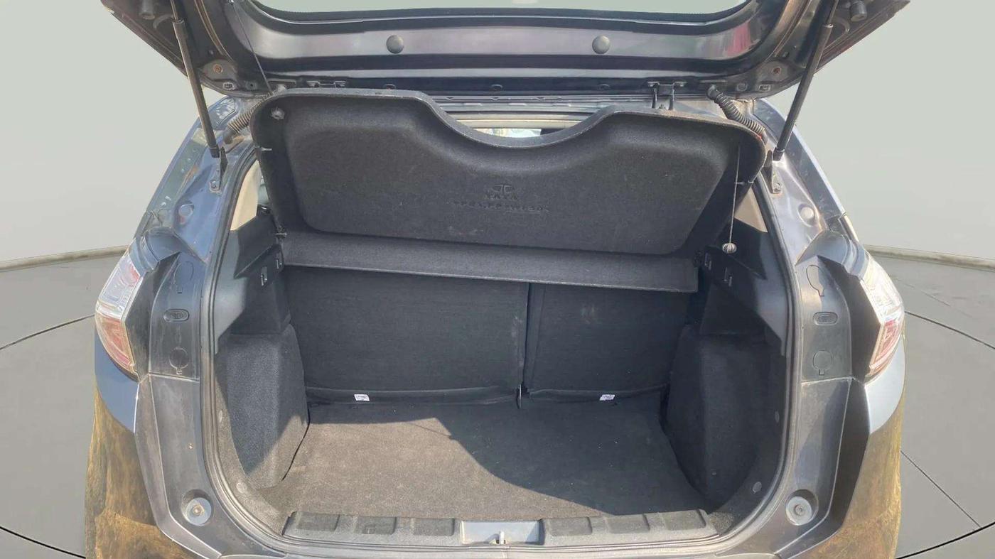 2017 Tata NEXON XZ PLUS PETROL, Petrol, Manual, 19,384 km, Boot Inside