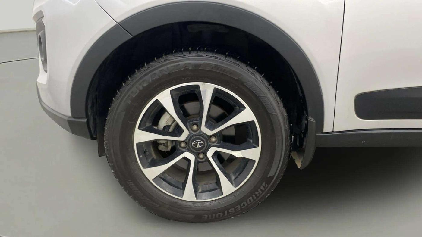 2021 Tata NEXON XZ PLUS PETROL, Petrol, Manual, 24,683 km, Left Front Wheel