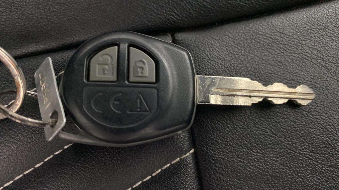 2018 Maruti Baleno DELTA PETROL 1.2, Petrol, Manual, 16,273 km, Key Close Up