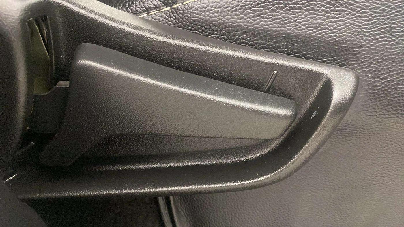 2022 Maruti S PRESSO VXI+, Petrol, Manual, 14,240 km, Driver Side Adjustment Panel