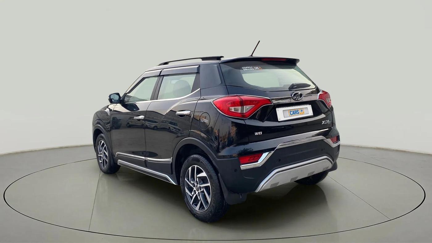 2022 Mahindra XUV300 W8 (O) 1.2 PETROL, Petrol, Manual, 9,381 km, Left Back Diagonal