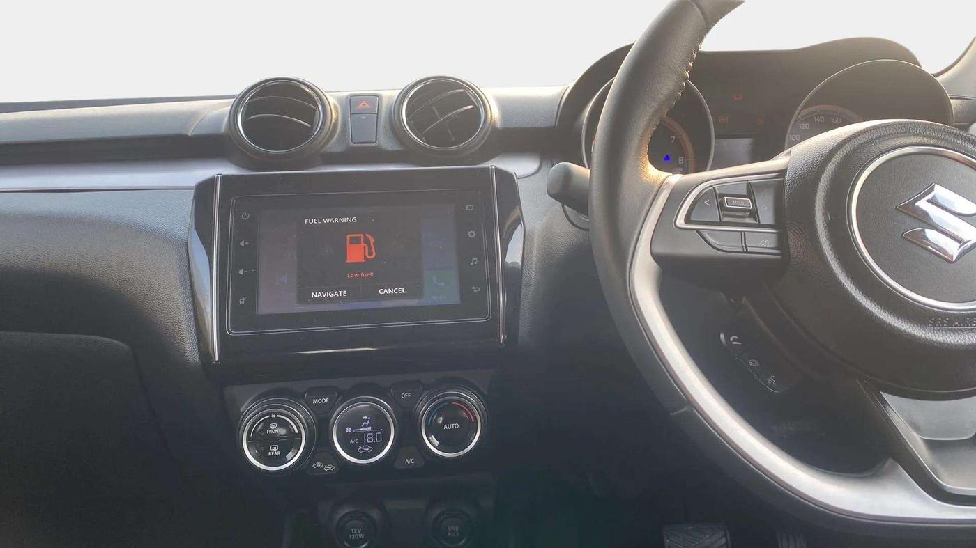 2022 Maruti Swift ZXI AMT, Petrol, Automatic, 13,825 km, Air Conditioner