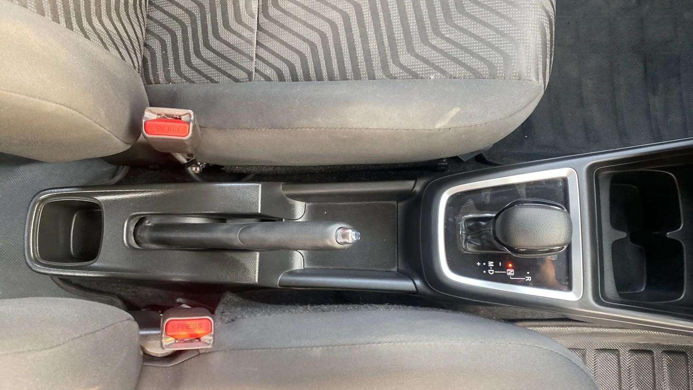 2022 Maruti Swift ZXI AMT, Petrol, Automatic, 13,825 km, Gear Lever