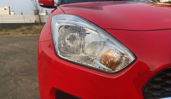 2022 Maruti Swift ZXI AMT, Petrol, Automatic, 13,718 km, Right headlight - Minor scratches