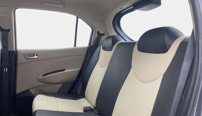 2019 Hyundai NEW SANTRO SPORTZ AMT, Petrol, Automatic, 17,999 km, Right Side Rear Door Cabin