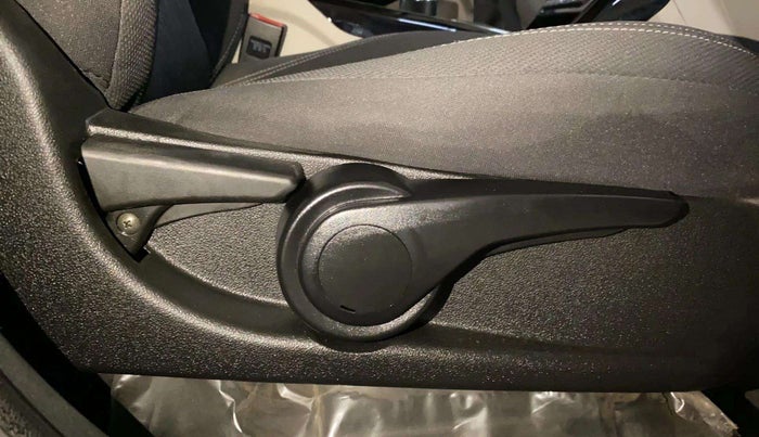 2021 Tata NEXON XZ PLUS PETROL, Petrol, Manual, 31,481 km, Driver Side Adjustment Panel