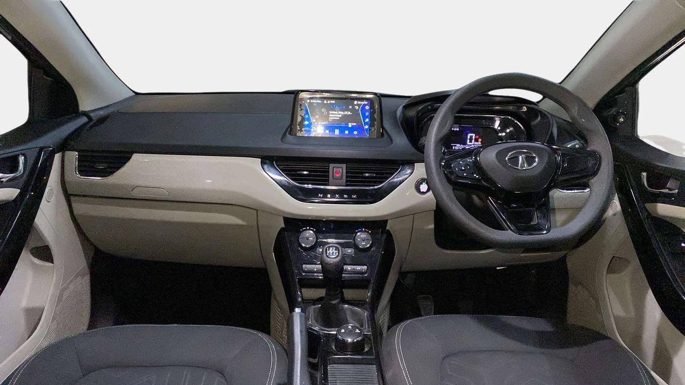 2021 Tata NEXON XZ PLUS PETROL, Petrol, Manual, 31,526 km, Open Bonet
