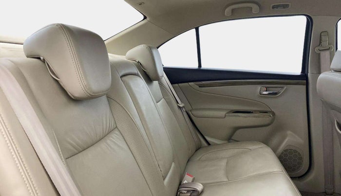 2019 Maruti Ciaz ALPHA  AT 1.5 SHVS PETROL, Petrol, Automatic, 76,868 km, Right Side Rear Door Cabin