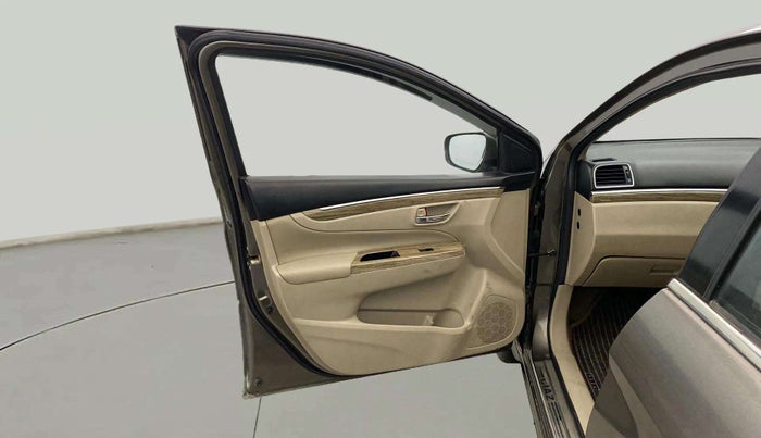 2019 Maruti Ciaz ALPHA  AT 1.5 SHVS PETROL, Petrol, Automatic, 76,868 km, LHS Front Door