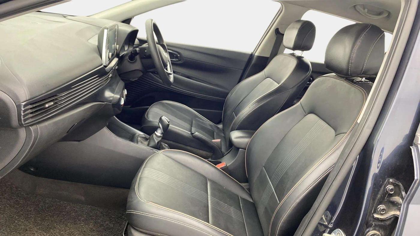 2021 Hyundai NEW I20 SPORTZ 1.0T GDI IMT, Petrol, Manual, 42,854 km, Right Side Front Door Cabin