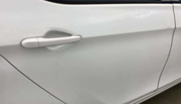 2021 Tata Tiago XT PETROL, CNG, Manual, 56,658 km, Right rear door - Minor scratches