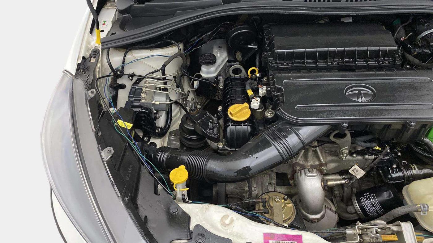 2021 Tata Tiago XT PETROL, CNG, Manual, 56,658 km, Engine View - Right