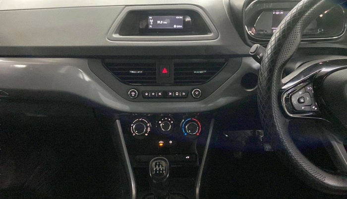 2022 Tata NEXON XM SUNROOF PETROL, Petrol, Manual, 37,856 km, Air Conditioner