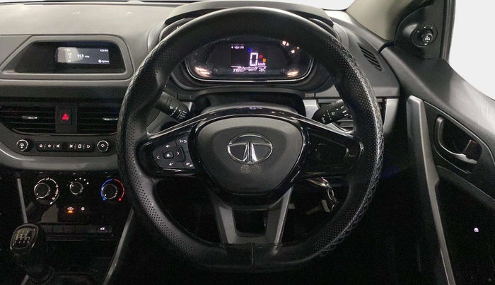 2022 Tata NEXON XM SUNROOF PETROL, Petrol, Manual, 37,856 km, Steering Wheel Close Up