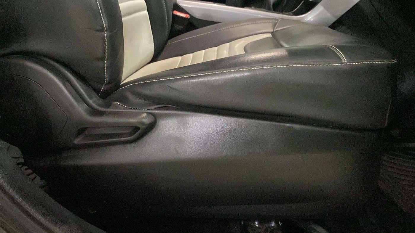 2022 Tata NEXON XM SUNROOF PETROL, Petrol, Manual, 37,856 km, Driver Side Adjustment Panel
